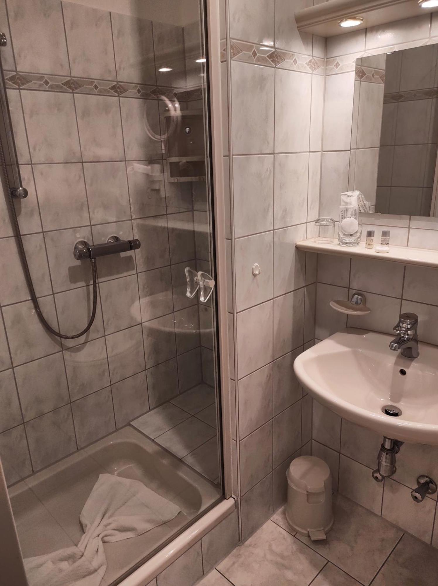 Hotel Weinhof Gross Mackenstedt Stuhr Phòng bức ảnh